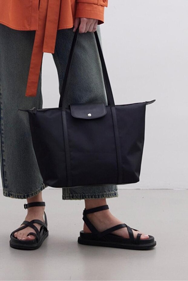 Чорна середня сумка для покупок - MARI - 3