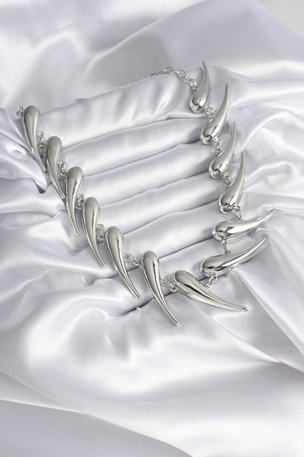 Vip Series Special Women's Necklace (Silver Color)