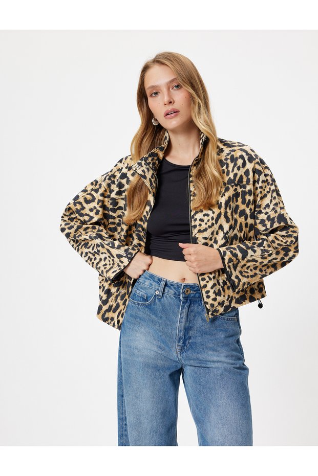 Leopard Patterned Zippered Stand Collar Jacket