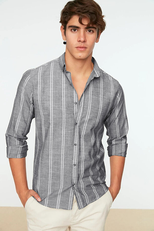 Siyah Slim Fit Düğmeli Yaka İnce Çizgili Gömlek TMNSS20GO0092 - 4