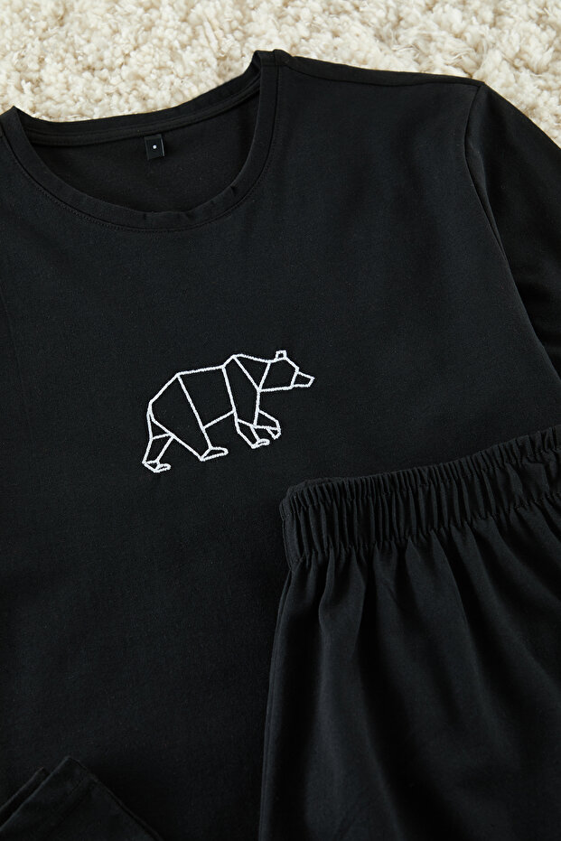 Siyah Regular Fit Nakışlı Örme Pijama Takımı TMNAW25PT00023 - 4