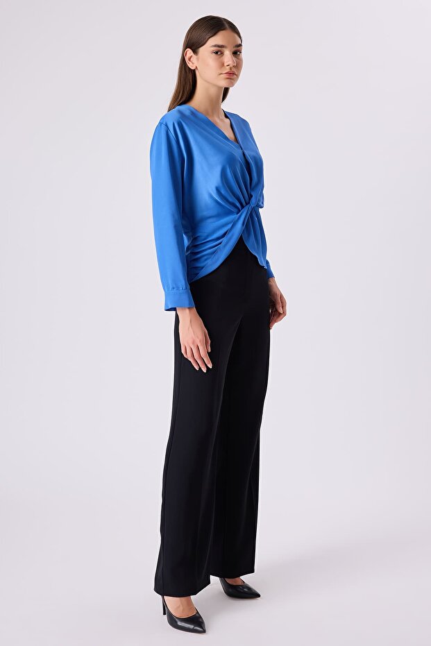 V yaka drapeli saten bluz - 3