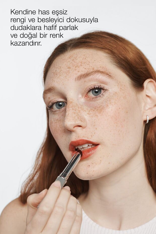 Almost Lipstick Ruj - Black Honey 1.9g | Parlak, Nemli Ve Doğal Görünüm - 3