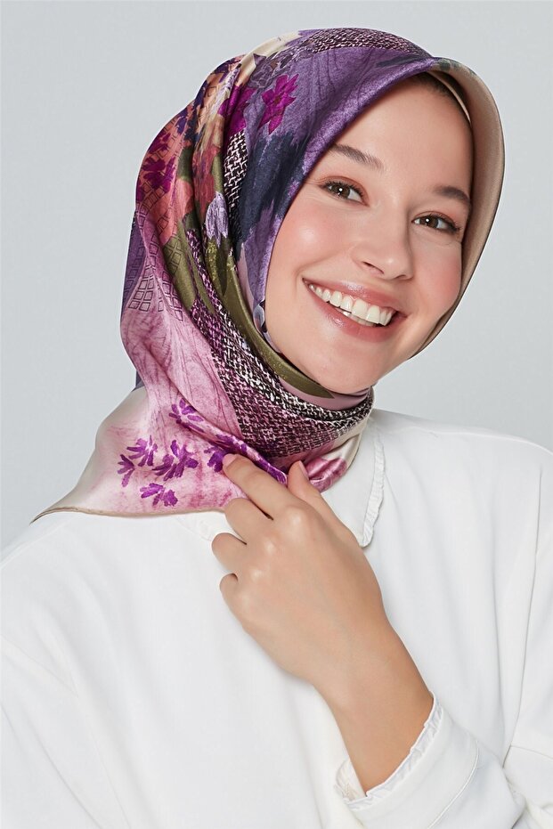 موديلات وشاح حريري Twill من سلسلة الحنين المخصصة 7908d-34