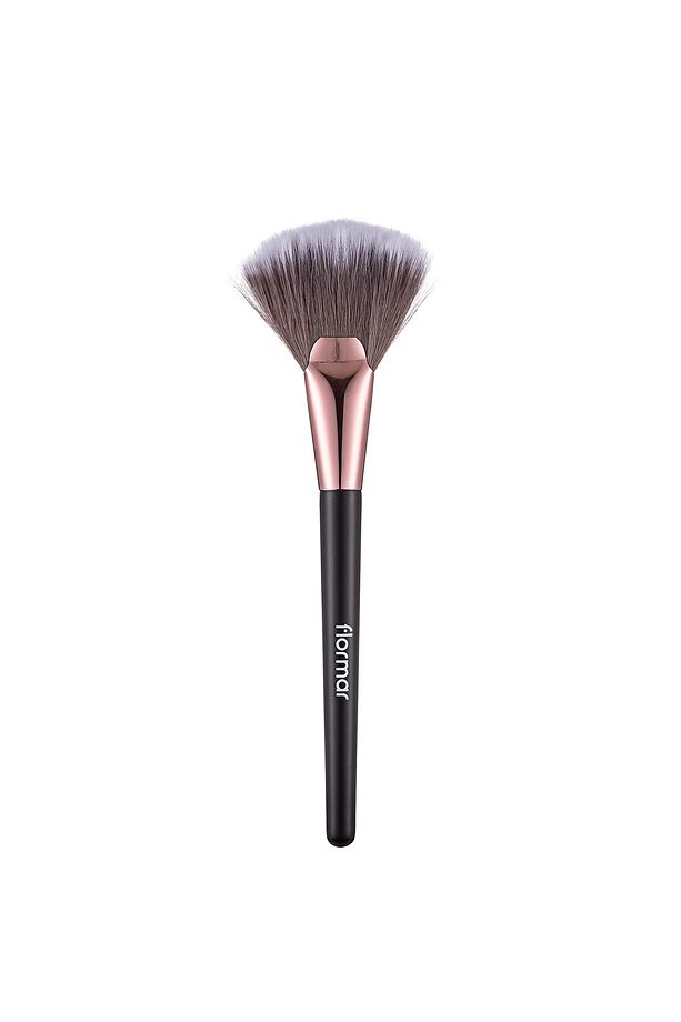 Yelpaze Uçlu Düz Aydınlatıcı Fırçası - Fan Brush - 011 - 8690604597765 - 2