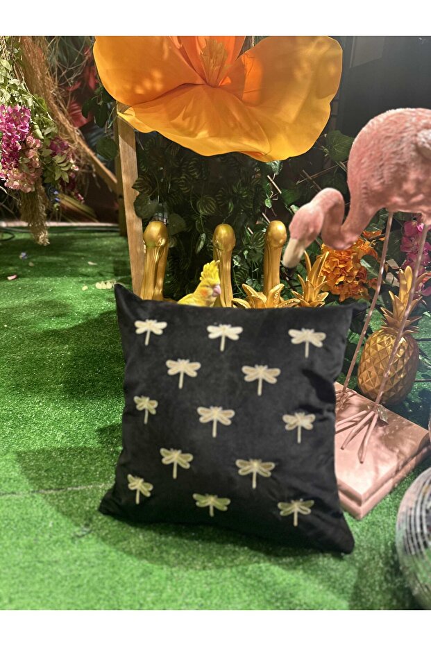 Husă de pernă brodată neagră - Libelula mică - Aurie - 2