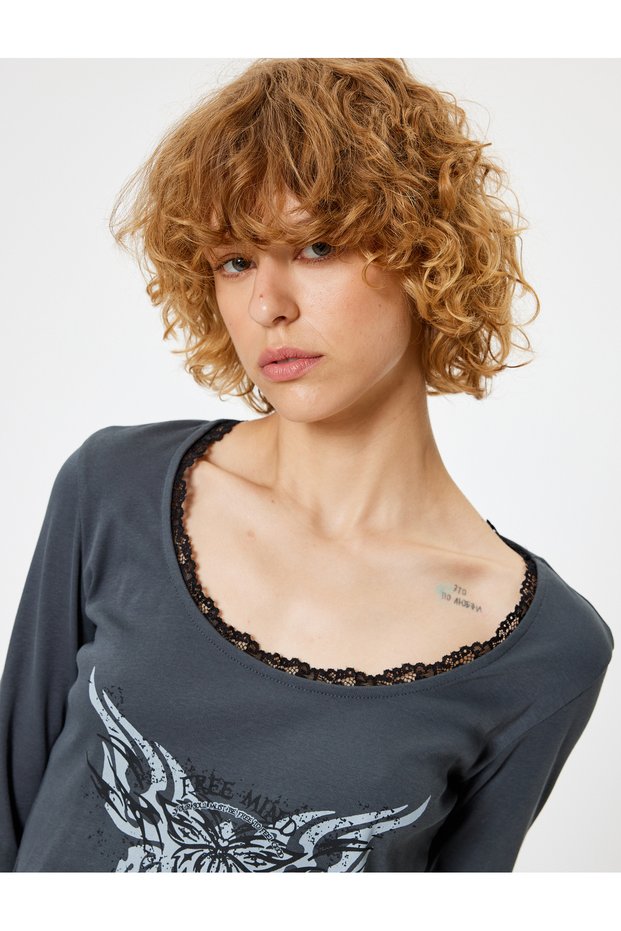 Crop T-Shirt Long Sleeve Printed U Neck Lace Detail Slim Fit