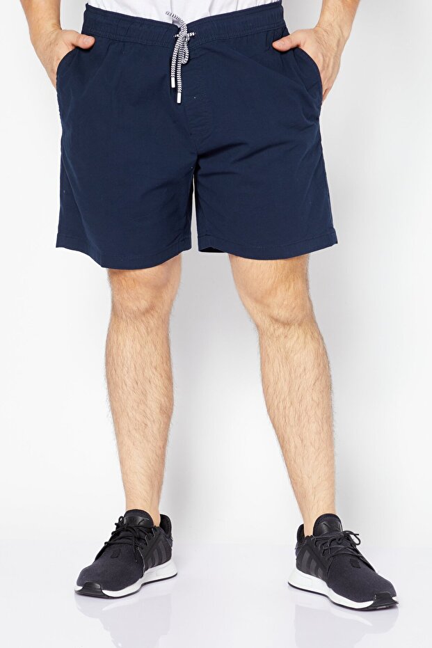 شورت رجالي أساسي سادة، أزرق داكن - 1