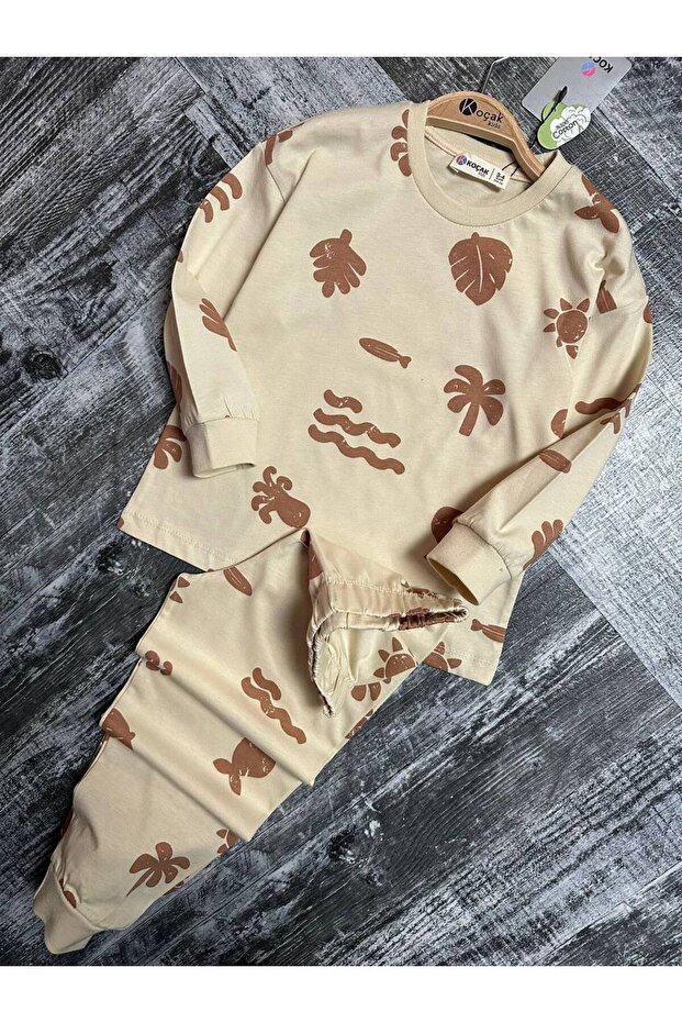 Boy's Leaf Patterned Pajama Set - 2