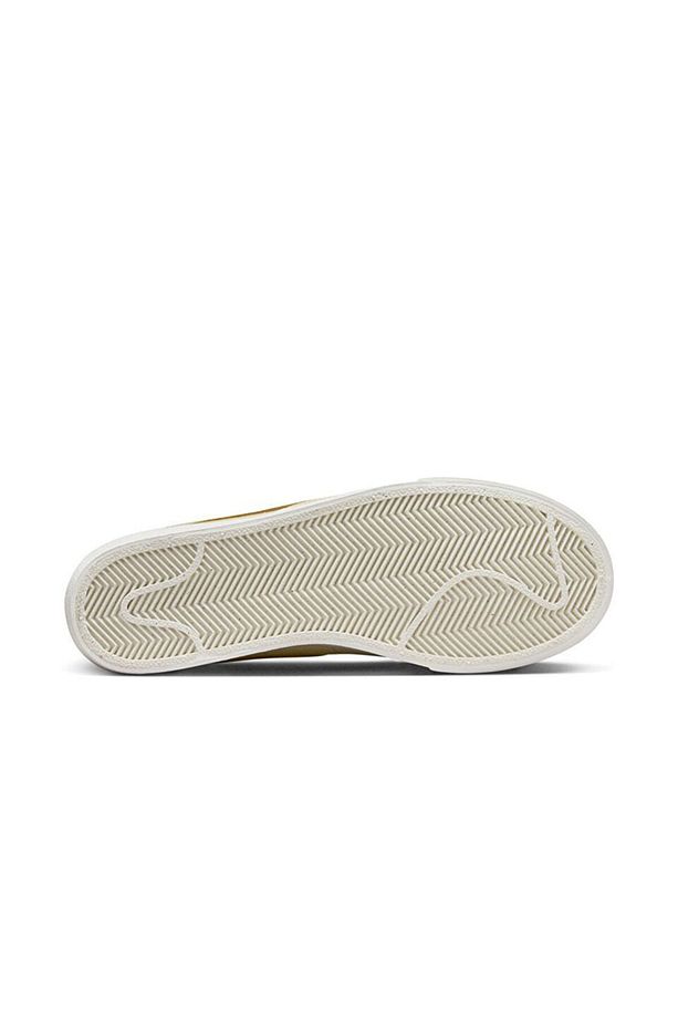 Kadın Günlük Ayakkabı W Blazer Low Platform Cnvs DV7475-200 Sarı - 5