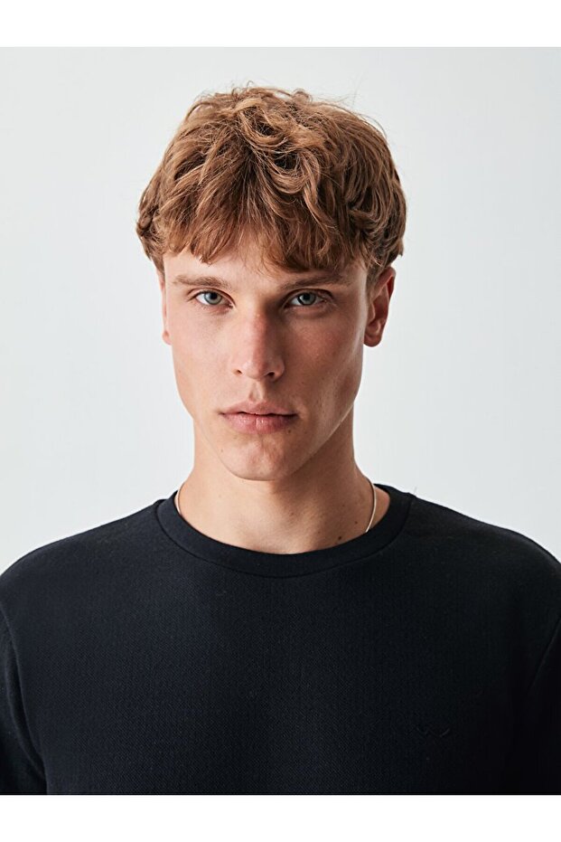 Bisiklet Yaka Siyah Sweatshırt - 4