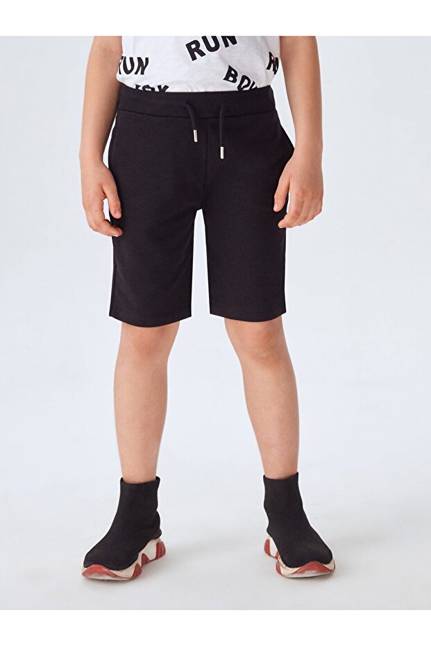 شورت أسود مع جيوب - 3