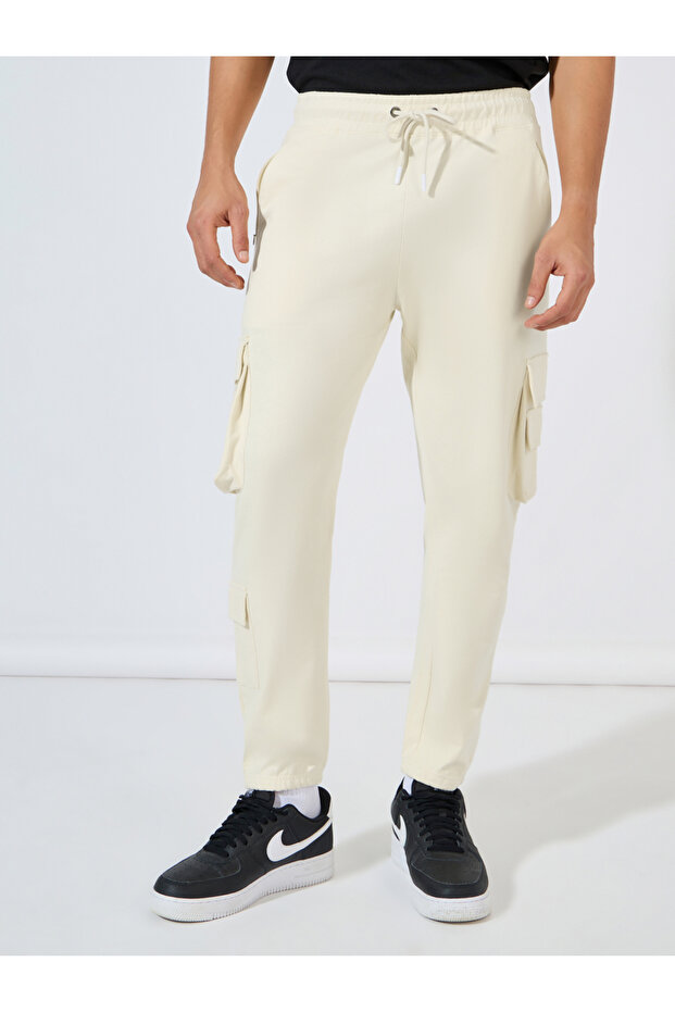 Solid Cargo Joggers with Zipper Pocket
