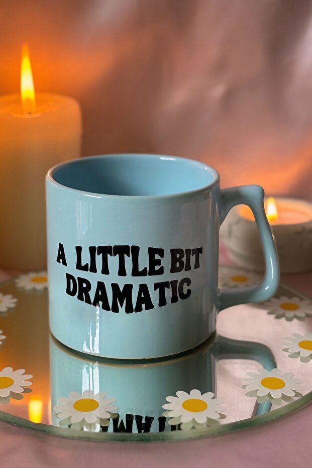 A Little Bit Dramatic Mavi Kupa - 1