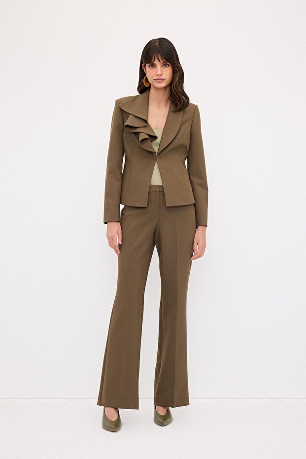 Volan Detaylı Ceket - 4