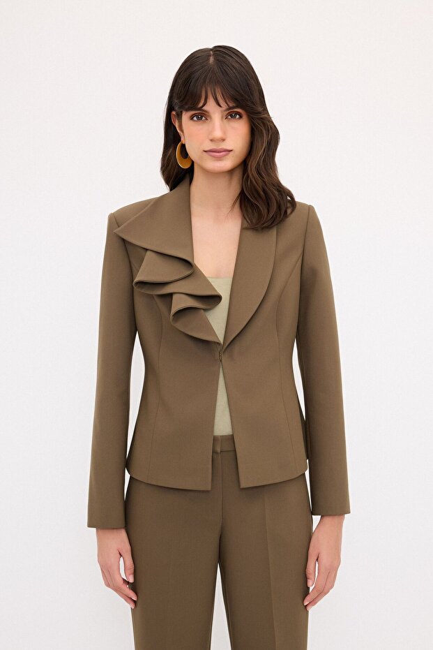 Volan Detaylı Ceket - 5