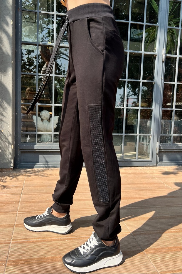 Crystal Stone High-Waisted Elastic Cuffed Two-Thread Premium Cotton Women's Stylish Comfortable Sweatpants