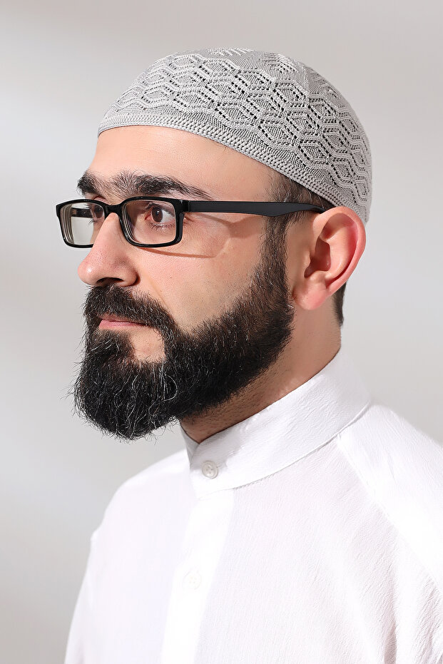 Embossed Pattern Braided Platinum Prayer Cap Gray - 1