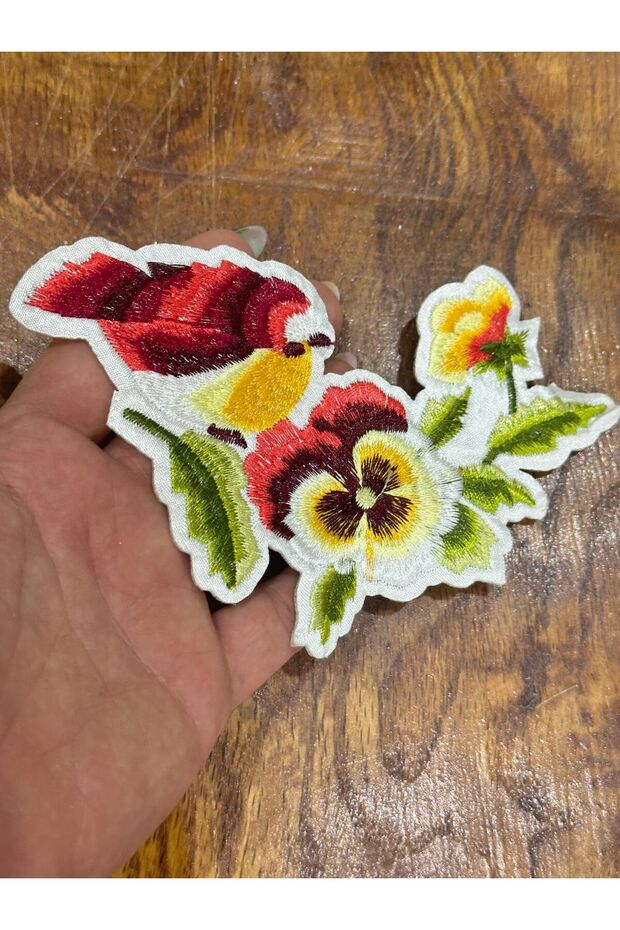 15X11 cm Iron-On Embroidery Patch Bird Embroidery Sew-On Applique