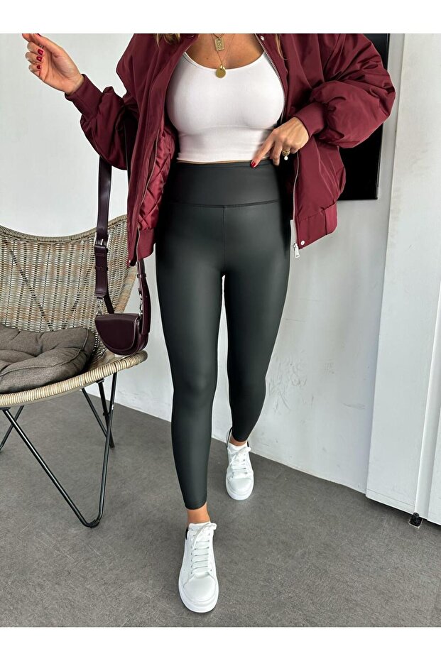 Black Matte Leather Leggings