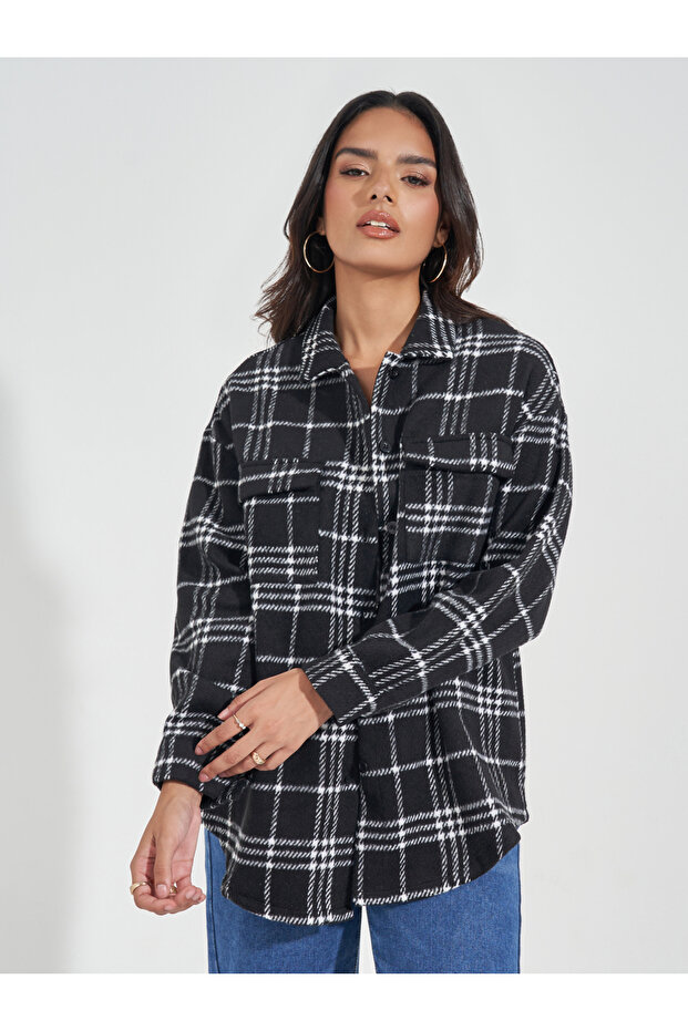 سترة كبيرة الحجم من الصوف الطويل المزخرف - 4