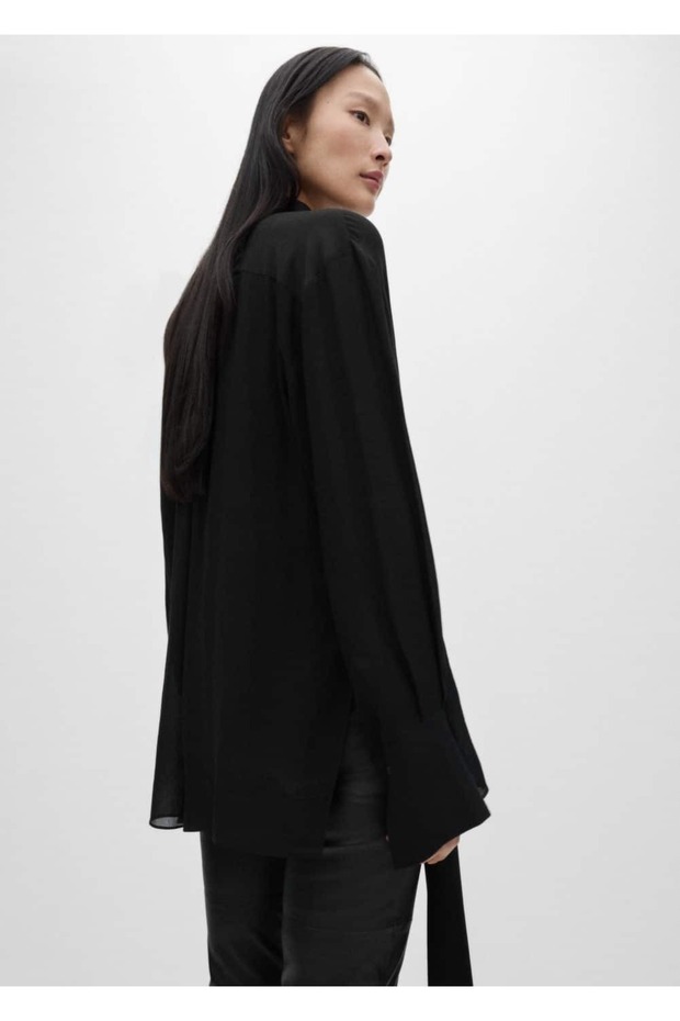 Halbtransparentes Hemd mit Bindedetail - 4