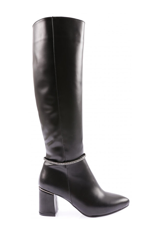 Women's Heeled Boots with Black Chain