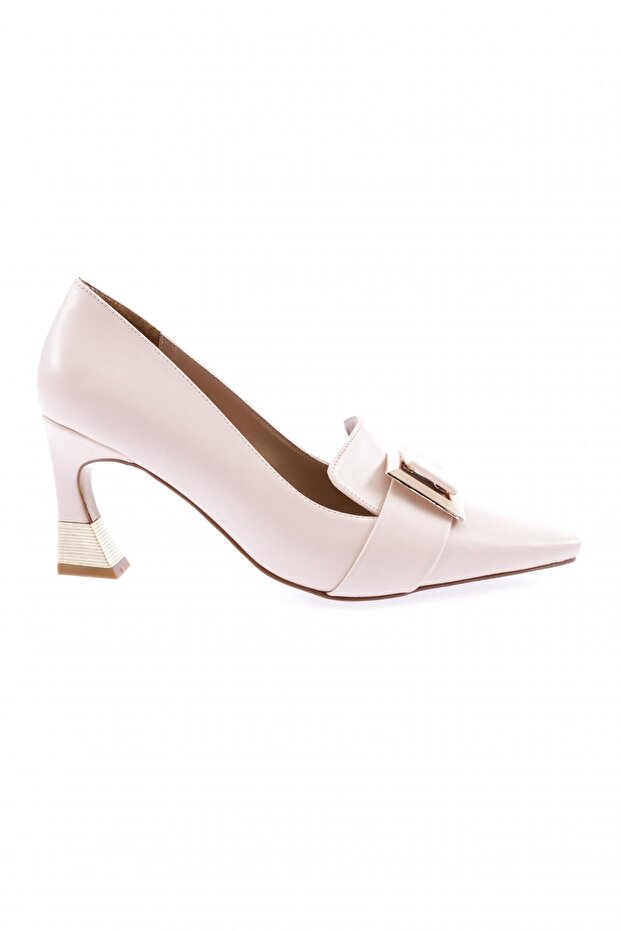 3015-23y Women's Goblet Heeled Shoes with Metal Accessories
