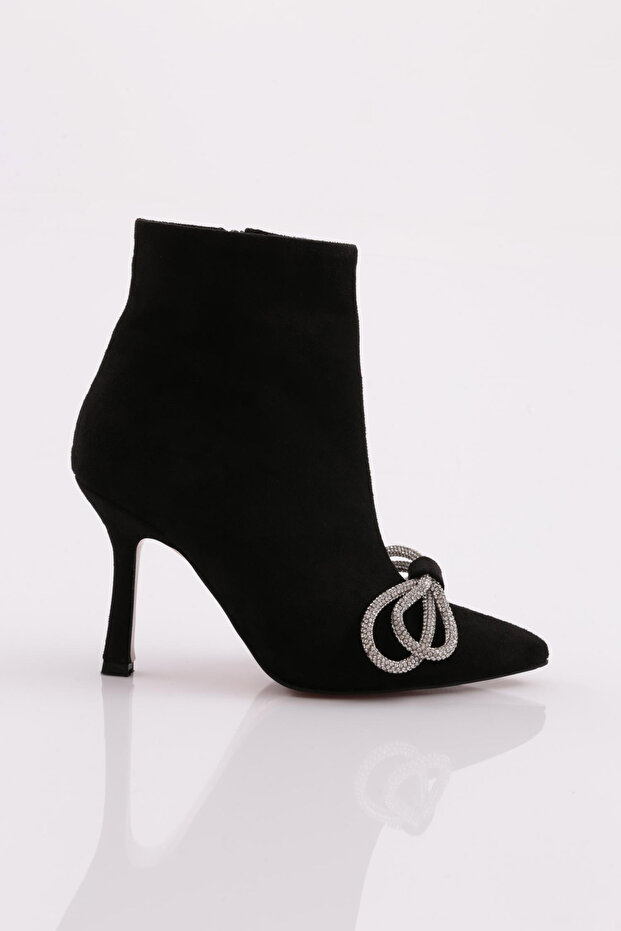 Silver Bow Buckle Women's Heeled Boots Black 6846535