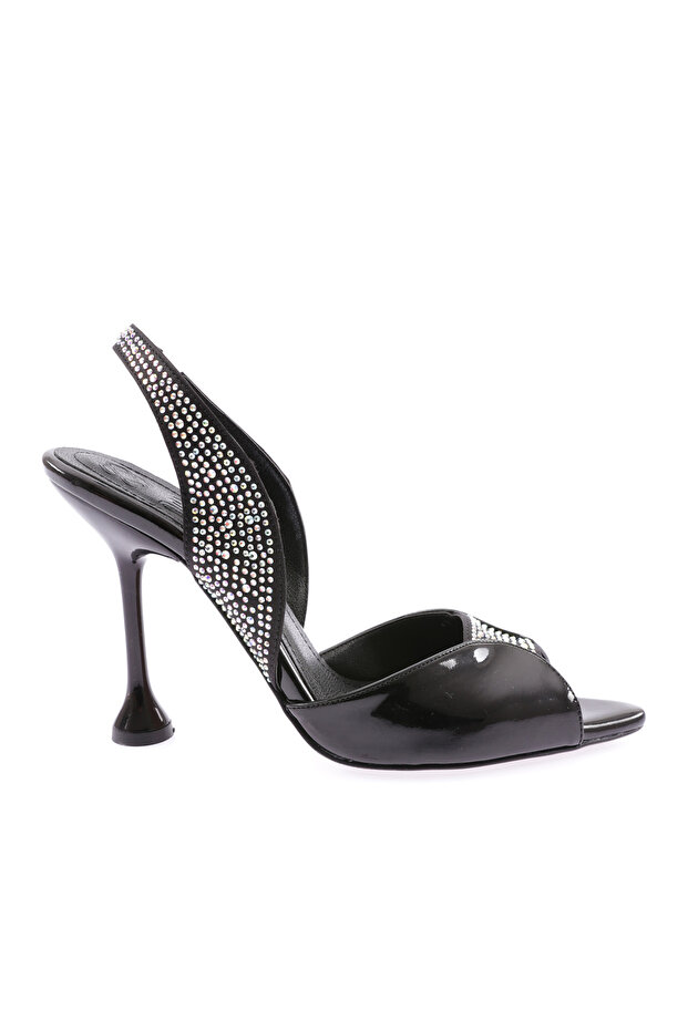 02-23y Women's Silver Stoned Goblet Heeled Shoes