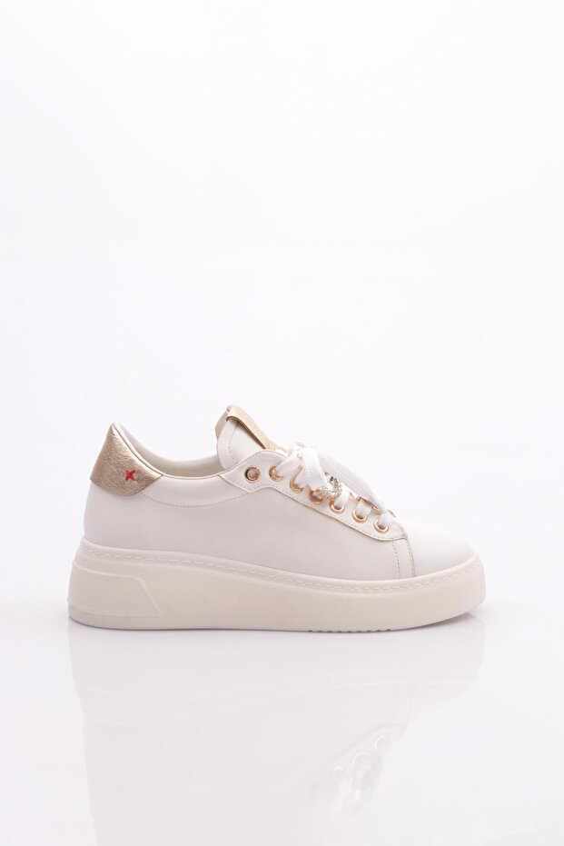 Women's Lace-Up Sneakers White 152926113118