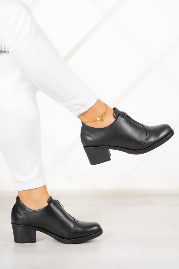 Brittany Black Genuine Leather Casual Heeled Shoes