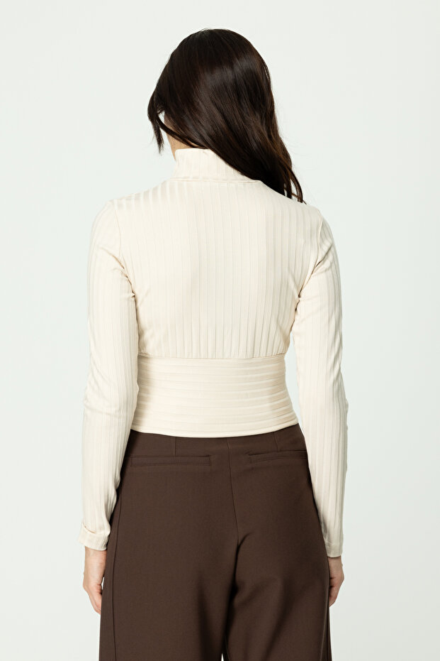 Altı Düğmeli Bluz - 5