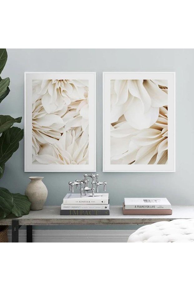 Double White Thin Metal Frame Soft Flower Glass Table Set
