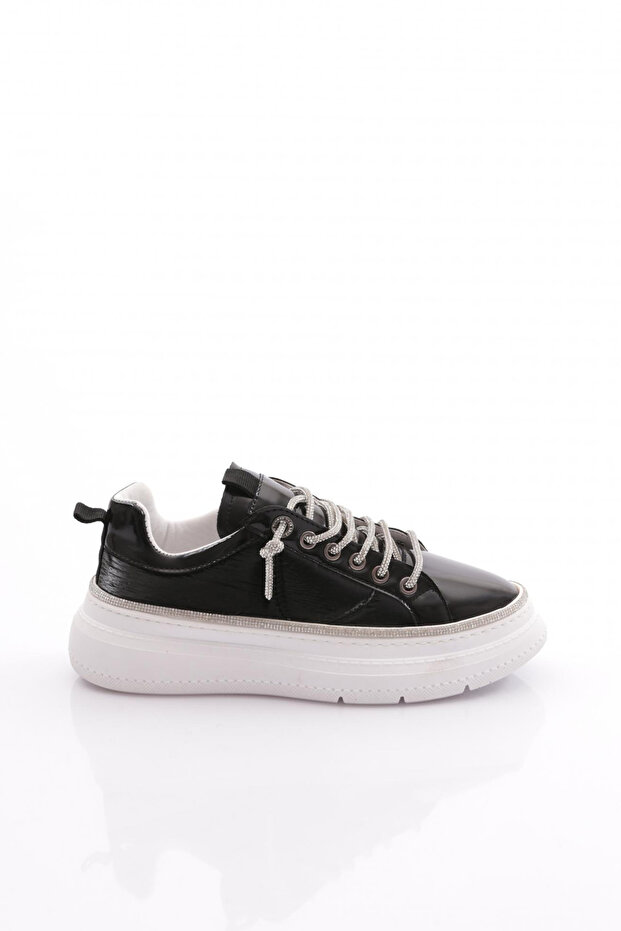 Women's Stone Rope Lace-Up Thick Sole Sneakers Black Parachute White 35662682