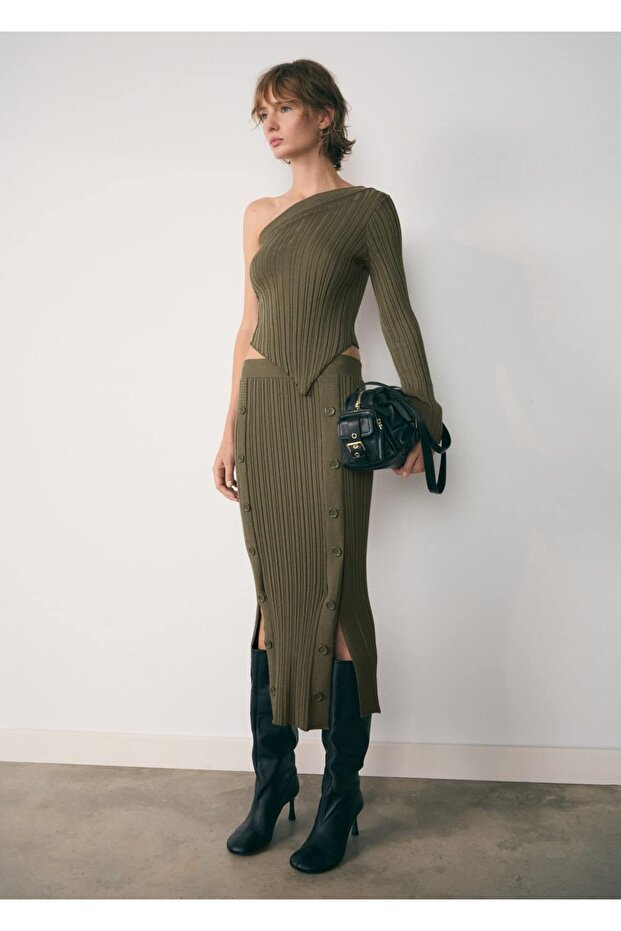 Düğmeli örgü etek - 2