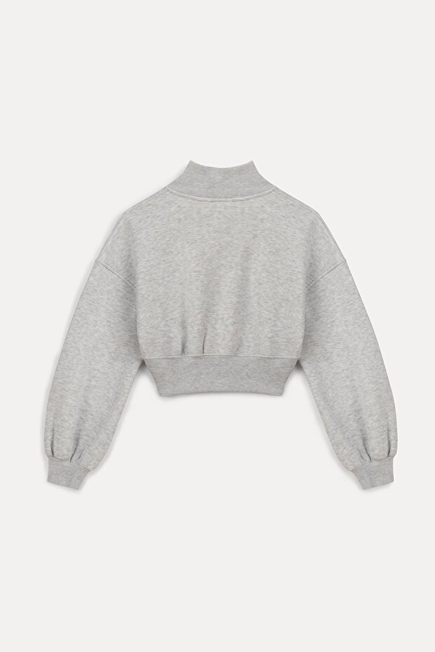 Oversized crop sweatshirt - 8