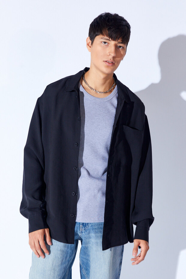 Oversize Soft Dokulu Kalın Modal Tek Cep Erkek Dış Gömlek | Siyah MNW191099-01 - 1