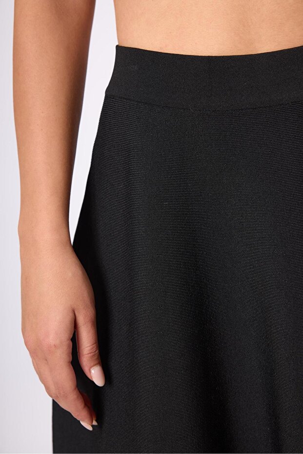 Michele Volanlı Mini Triko Etek - Siyah - 3