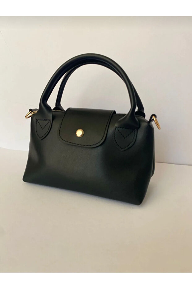 чорна маленька сумка через плече - 4