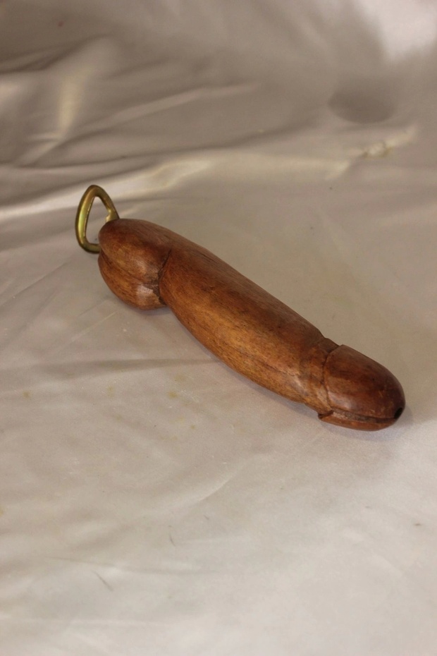 Bottle Opener Peni S Object Large Size
