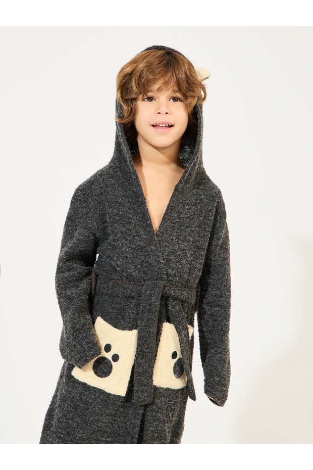 رداء حمام تيري بغطاء رأس بنقشة الدب - 3