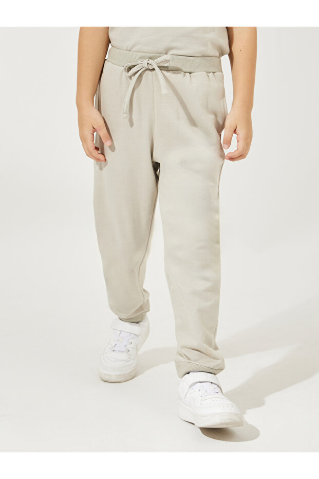 طقم تي شيرت وبنطال رياضي سادة - 5