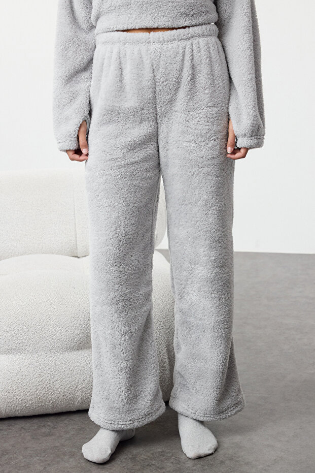 Gri Kapüşonlu ve Nakışlı Wellsoft Kışlık Örme Pijama Takımı THMAW25PT00143 - 6