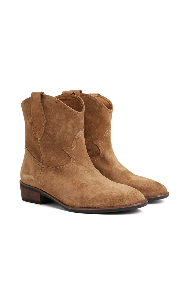 Bot Bot & Bootie - 2