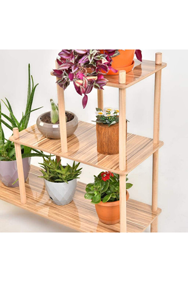 Ahşap çiçeklik - 1