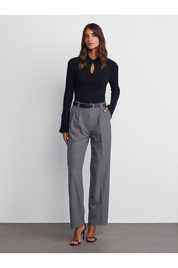 71550 Model - Gray Belted Smart Trousers
