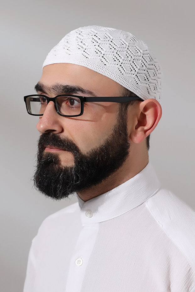 Embossed Pattern Braided Platinum Prayer Cap White