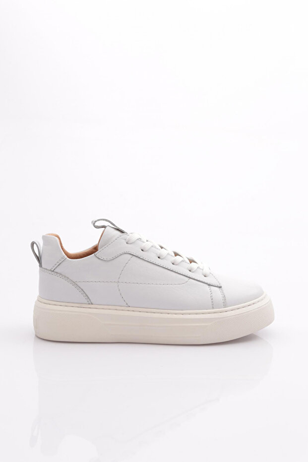 Women's Thick Sole Lace-Up Sneaker Shoes White 5882678