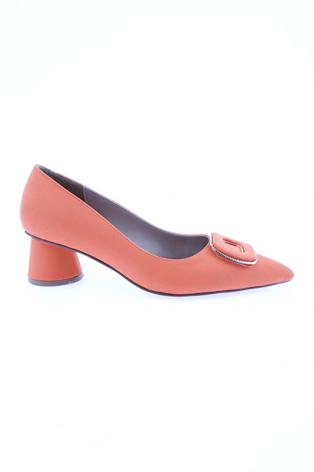 Women's Metal Accessory Pointed Toe Thick Low Heel Shoes Orange Scuba 54312821
